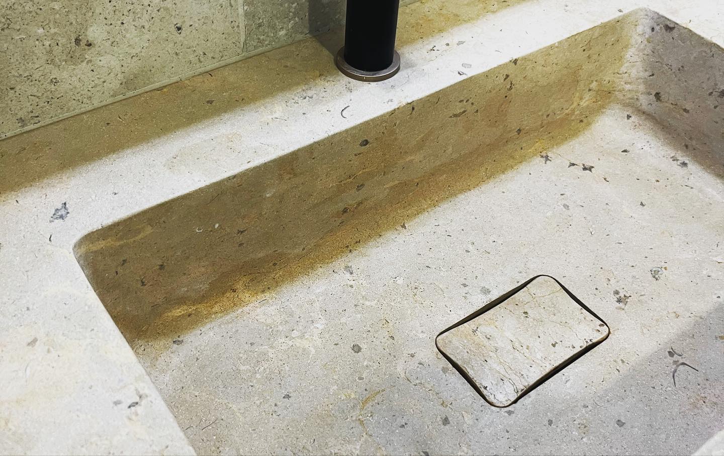 Unique Habitat, Marbrerie de décoration